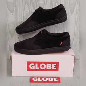 NIB GLOBE Winslow Men's Black Sneakers SIZE 8 / #106